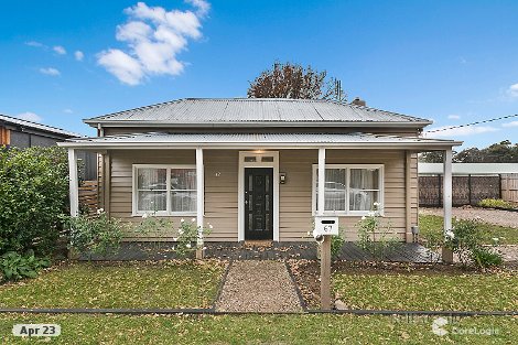 67 Urquhart St, Woodend, VIC 3442