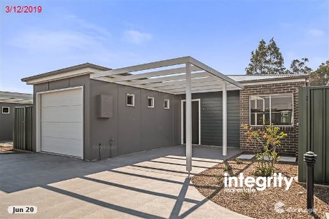 4/16 Hannah Pl, Worrigee, NSW 2540