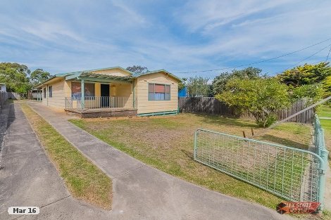 33 Red Rocks Rd, Cowes, VIC 3922