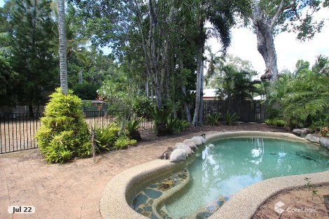 19 Baronia Cres, Holloways Beach, QLD 4878