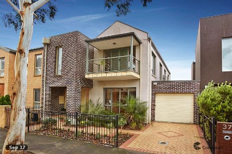 33-35 Fairbairn Dr, Kensington, VIC 3031