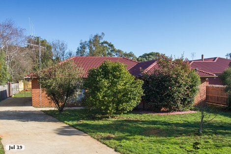 25 Stuart Dr, Woodend, VIC 3442