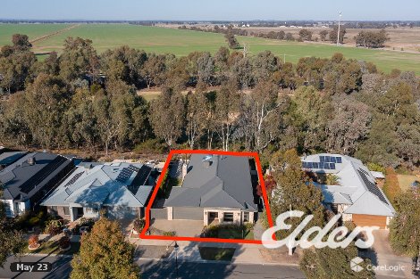 29 Phillip Hyland Dr, Yarrawonga, VIC 3730