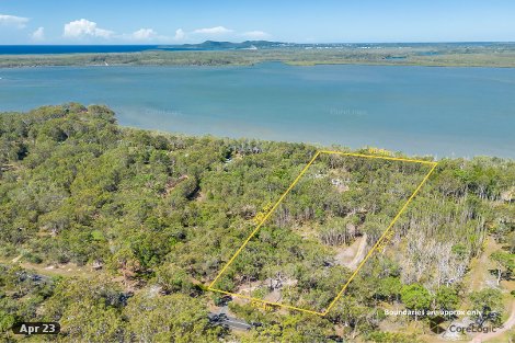 410 Lake Cooroibah Rd, Cooroibah, QLD 4565