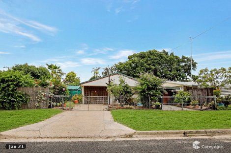 1 Granadilla St, Holloways Beach, QLD 4878