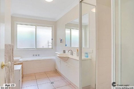 4 Blue Lagoon Ct, Nerang, QLD 4211