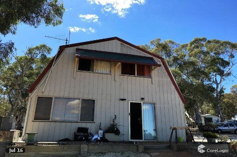 217 Bundong Lane, Lake Bathurst, NSW 2580