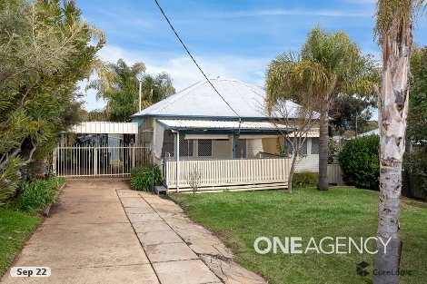 8 Bolger Ave, Mount Austin, NSW 2650