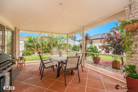 19 Bayview Dr, Yamba, NSW 2464