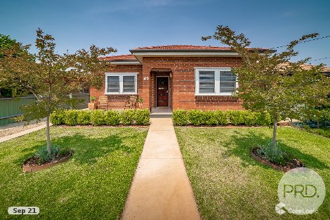 49 Bourke St, Turvey Park, NSW 2650