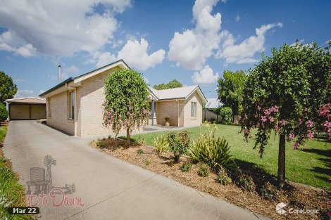 18 Taylor St, St George, QLD 4487