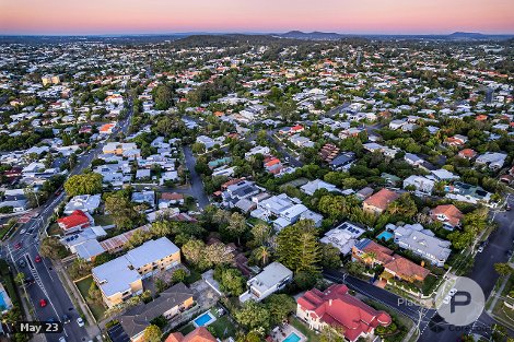 8 Merinda St, Greenslopes, QLD 4120