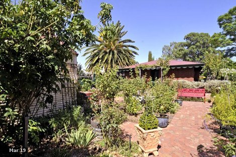 68 East St, Guildford, WA 6055