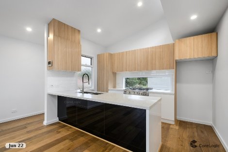 4/11 Cypress Ave, Brooklyn, VIC 3012