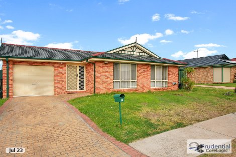 33 Tamworth Cres, Hoxton Park, NSW 2171