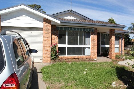 8 Hydrangea Pl, Macquarie Fields, NSW 2564