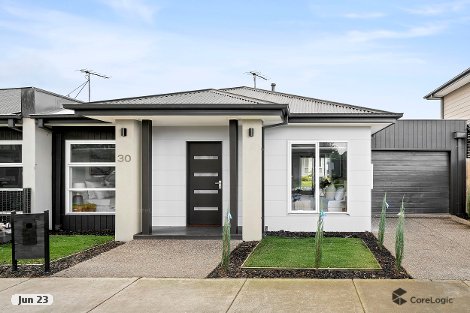 30 Heather Ave, Brooklyn, VIC 3012