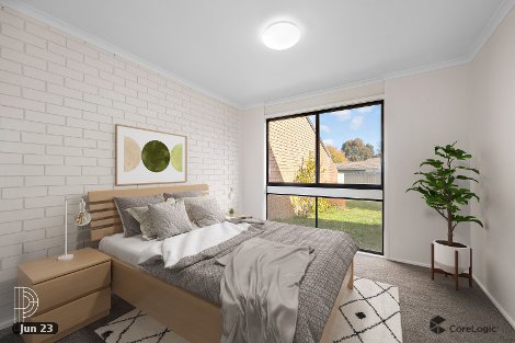 8 Warring Pl, Giralang, ACT 2617