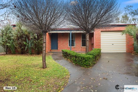 11 Grenoble Cl, Spring Gully, VIC 3550