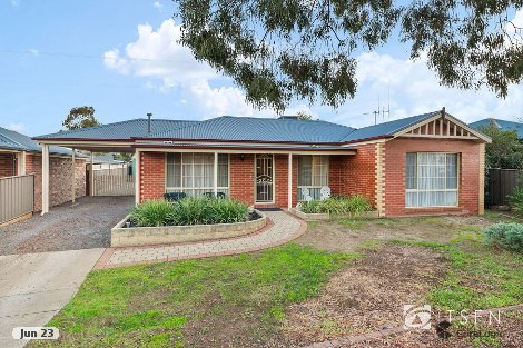 81 Mistletoe St, Golden Square, VIC 3555