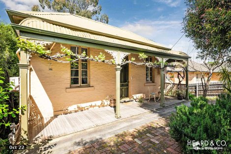 15 Carpenter St, Quarry Hill, VIC 3550