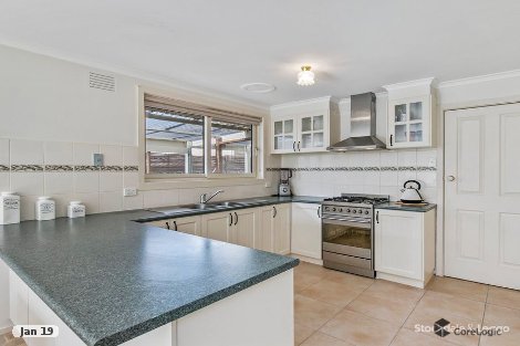 1 Spring Rd, Junction Village, VIC 3977