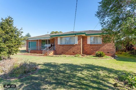 11 Leahy St, Rockville, QLD 4350