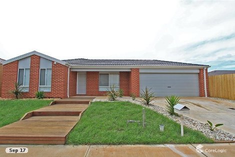 19 Turf Club Bvd, Melton South, VIC 3338