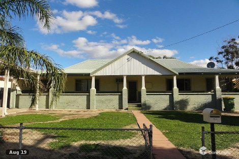 5 Throssell Rd, Merredin, WA 6415