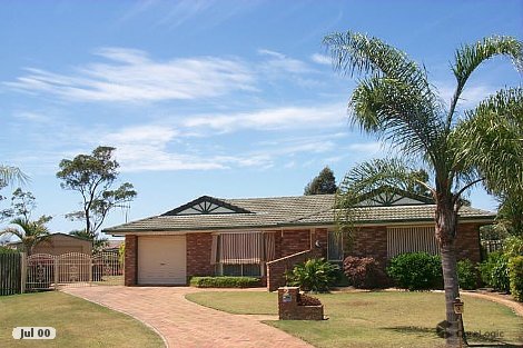 2 Brolga Ct, Eli Waters, QLD 4655