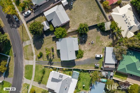 32 Bright St, Carey Park, WA 6230