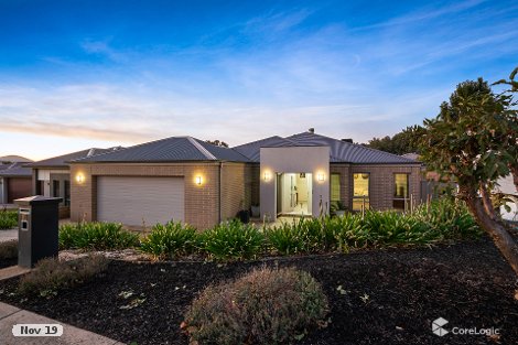 17 Craig Cct, Leneva, VIC 3691