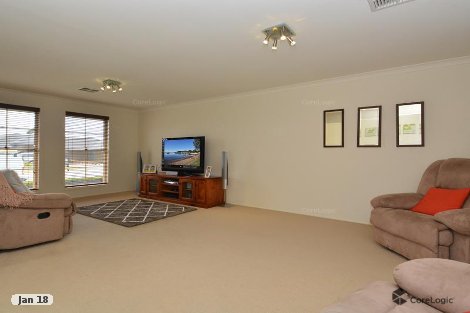 8 Connel Dr, Heddon Greta, NSW 2321