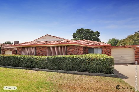 8 Langi Cres, Glenfield Park, NSW 2650