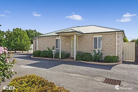 2/176 Station Rd, New Gisborne, VIC 3438