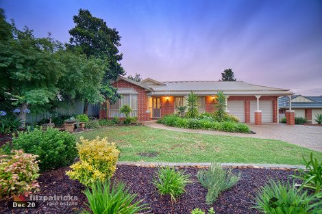 4 O'Hara Pl, Kooringal, NSW 2650