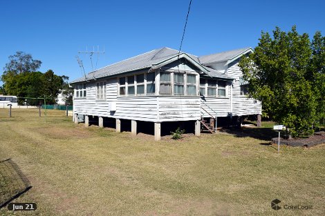 21 Barrow St, Gayndah, QLD 4625