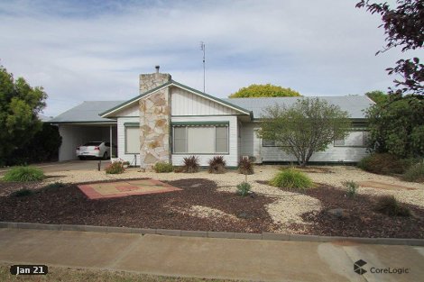 35 Campbell St, Warracknabeal, VIC 3393