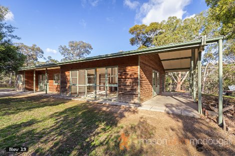 165 Jacksons Rd, St Andrews, VIC 3761