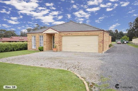 11 Farnham Rd, Healesville, VIC 3777