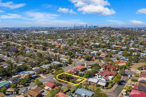 2 Adria St, Stafford Heights, QLD 4053