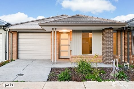 7 Palmdale Cres, Mambourin, VIC 3024