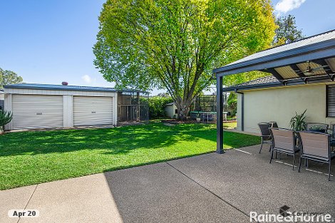 93 Balmoral Cres, Lake Albert, NSW 2650