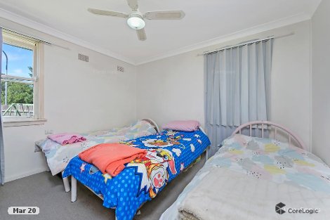 24 Sandakan Cres, Lethbridge Park, NSW 2770