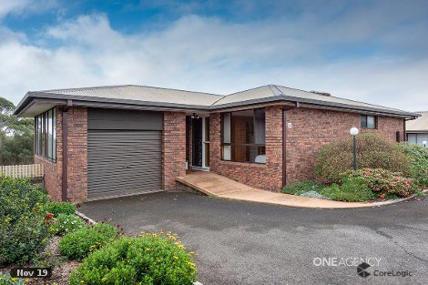 3/60 Lyons St, Somerset, TAS 7322