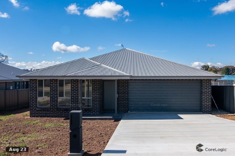 10b Holborow St, Crookwell, NSW 2583