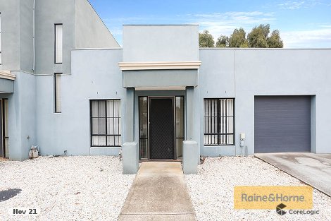 40/62 Andrew St, Melton South, VIC 3338