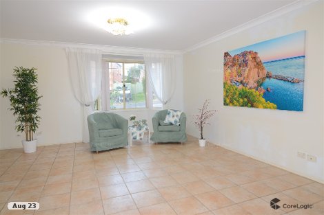 8 Whiteley Cl, Casula, NSW 2170