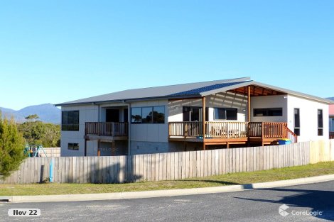 8 Pelican Ct, Scamander, TAS 7215