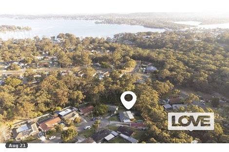 17 Bulwara Pl, Bolton Point, NSW 2283